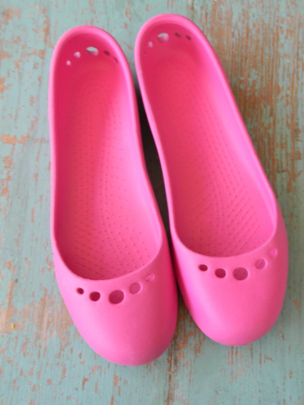 CROCS WM'S PRIMA HOT PINK BALLET SLIP ON FLATS SZ 9
